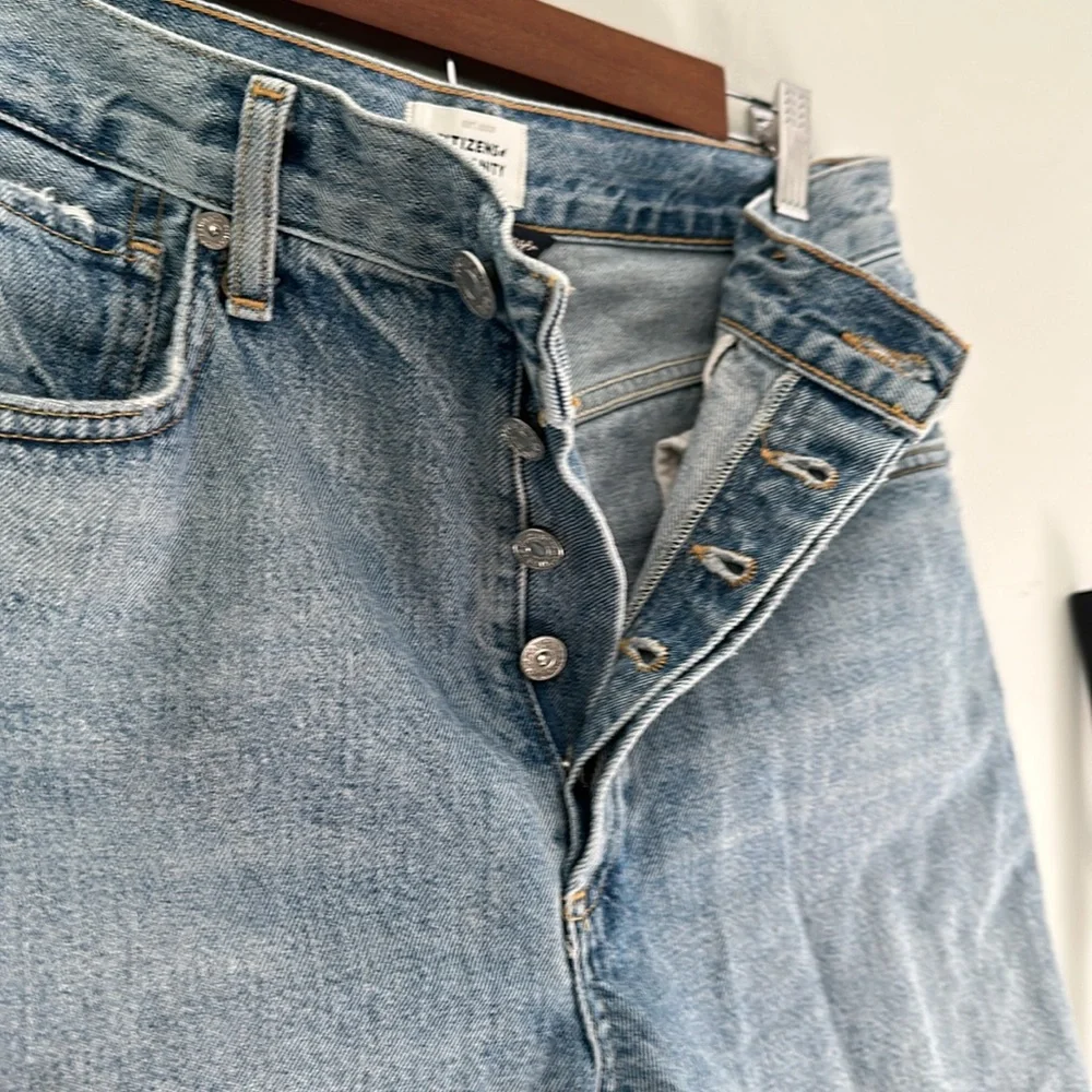 Citizens of Humanity Camilla Frayed Hem button fly Shorts Summer Shower - Picture 5 of 8